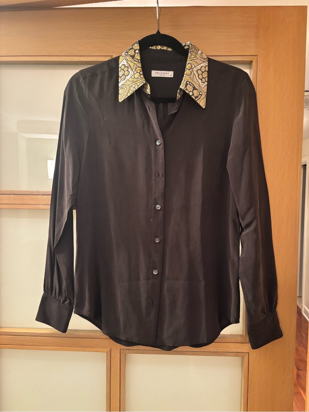 Equipment Silk Black Blouse with Gold Patterned Collar